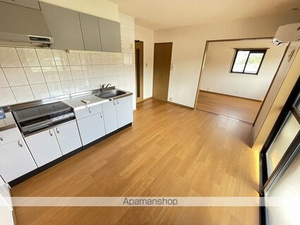 ガーデンハイム樗　３番館[2DK/53.94m2]のリビング・居間