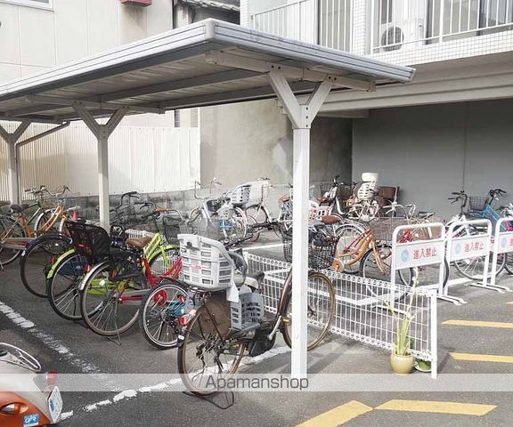 グランベール西七条の外観写真