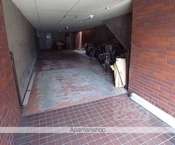 丸萬ビルの内装写真