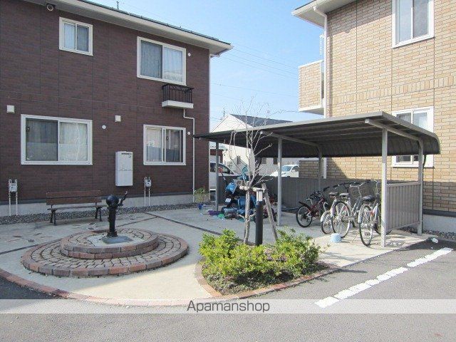 グランモアかじろ ABの玄関写真
