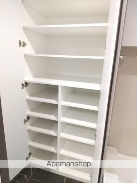 東京都杉並区高円寺南２丁目[1R/26.06m2]の内装1