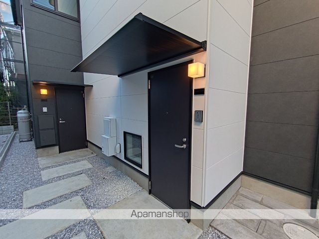 MAISON DE FULL中海岸Aの玄関写真