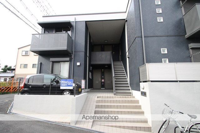 ブルーキューブの外観写真