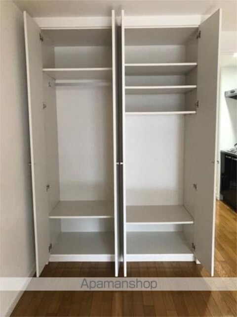 東京都杉並区堀ノ内１丁目[1K/28.52m2]の収納