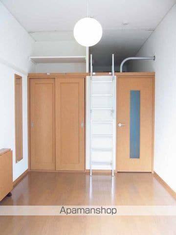 レオパレス四ツ裏の内装写真