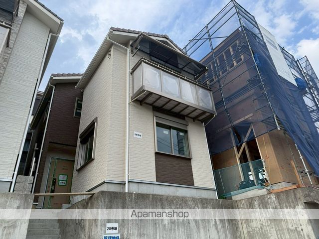 太秦緑が丘戸建の外観写真