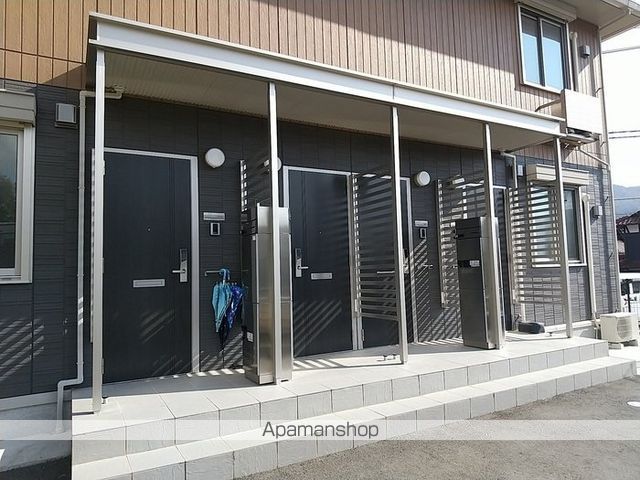ウカビスの玄関写真
