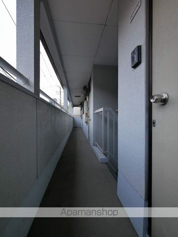 コーポシオツの玄関写真