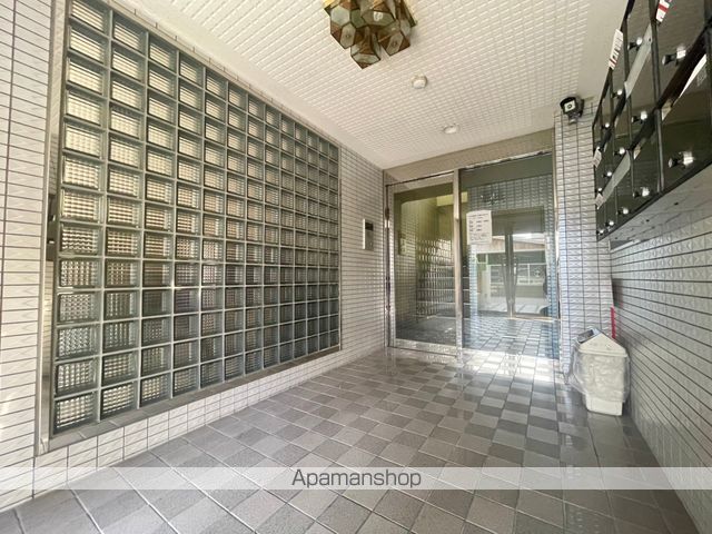 アクシリア駒川の玄関写真