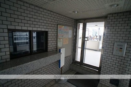 コスモリード四谷三丁目（旧モンセラート四谷）[1R/18.65m2]の共用部3