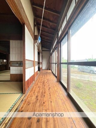 小比企町古民家一戸建[5DK/151.74m2]のバルコニー