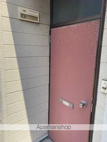 アビタシオン金鉢山の玄関写真