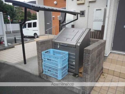 東京都狛江市猪方１丁目[1LDK/31.63m2]の共用部