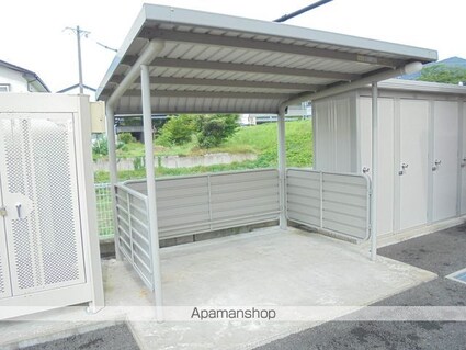 ヴィラヴェール[2LDK/56.47m2]の共用部2