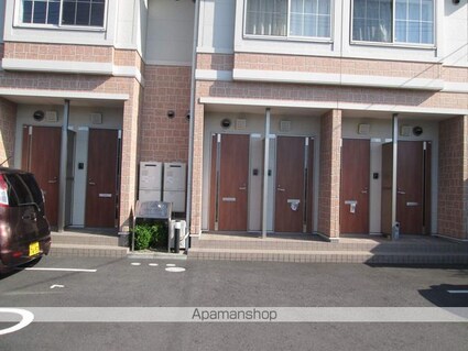 スターリバー[1K/31.57m2]のエントランス1