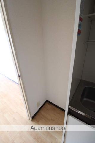 レジデンス三篠の内装写真