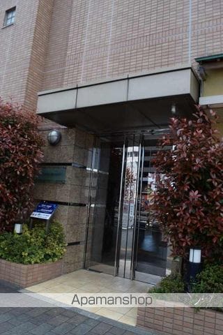 ファーストステージ湘南台の玄関写真
