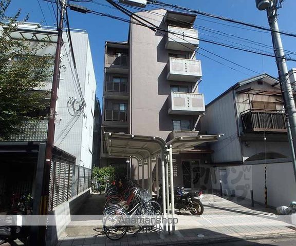 西陣の中の外観写真