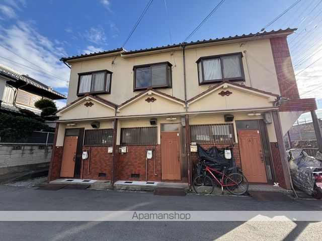 町楠葉1丁目テラスハウスの外観写真