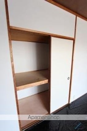 山愛ビル[3LDK/70m2]の収納