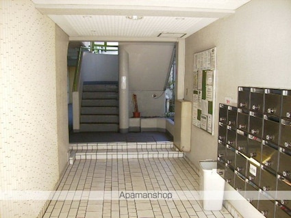 スカイコート世田谷[1R/16.32m2]の外観2