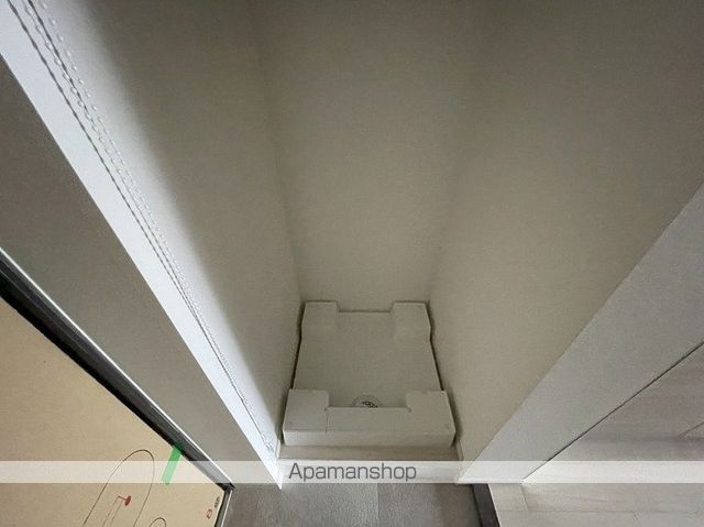 スプランディッド京橋EASTの内装写真