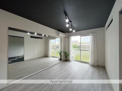 フォブールホロニックＢ[1LDK/40.04m2]の玄関