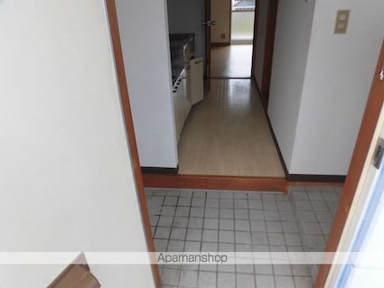 アパートメントＦ[1K/19.83m2]の玄関