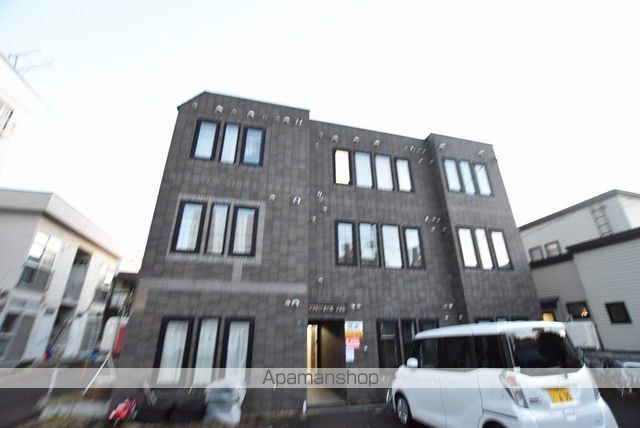 フォレスト南10条壱番館の外観写真