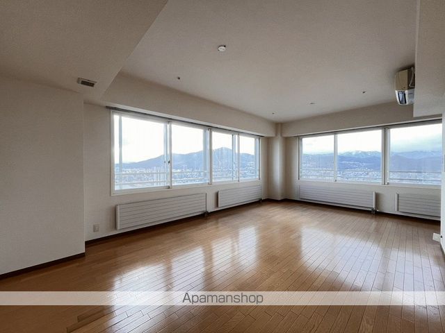 ティアラタワー中島倶楽部の内装写真