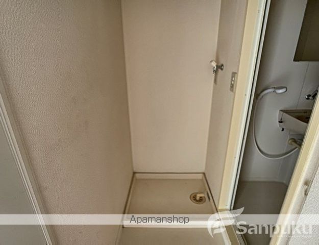 レオパレスゴールド枝松の内装写真