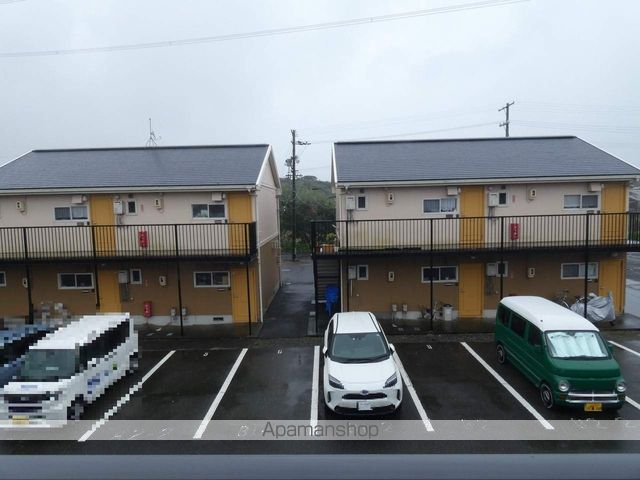 ガーデンスギタAの玄関写真