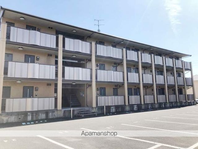 リビングタウン田代外町 D棟の玄関写真