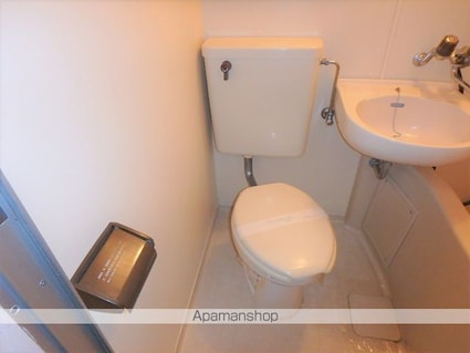 メゾン・ド・マニエール[1R/14.54m2]のトイレ