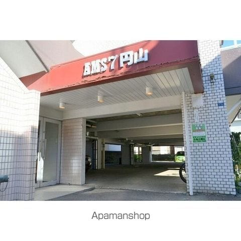 第7AMS円山の玄関写真
