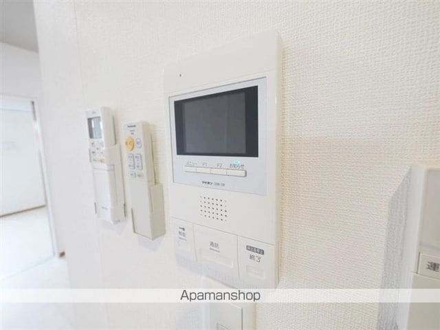 アスコット出花の内装写真