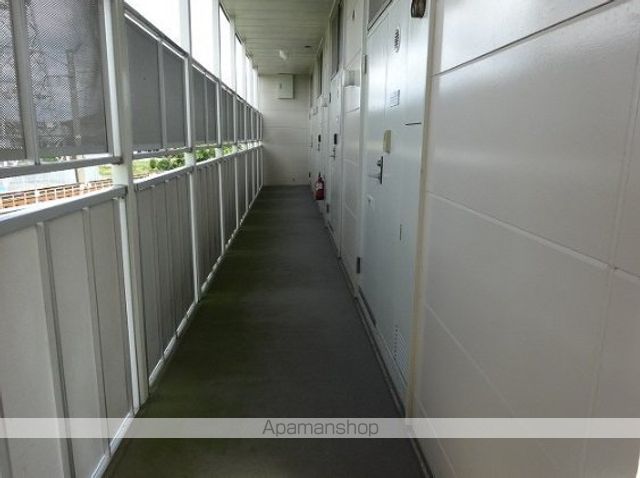 レオパレス東潟敷の玄関写真
