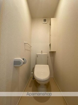 ロイヤルフラワーⅡ[2LDK/57.07m2]のトイレ