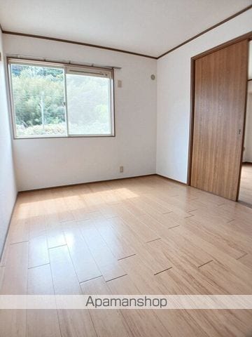 クレストール飯塚Bの内装写真