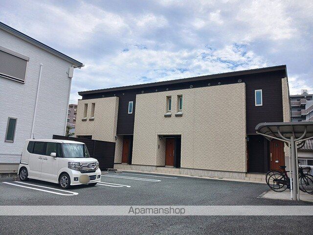 ラ・ペジーブル新大江の外観写真