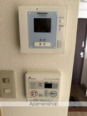 ヴェルセンチュリーの内装写真