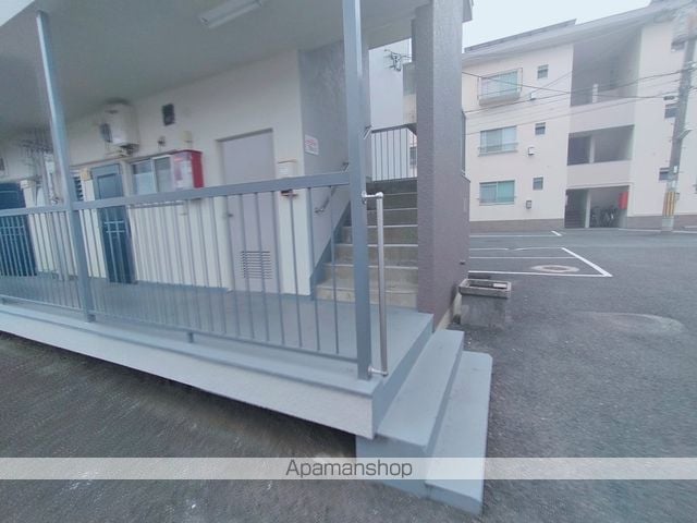 田中マンションの玄関写真
