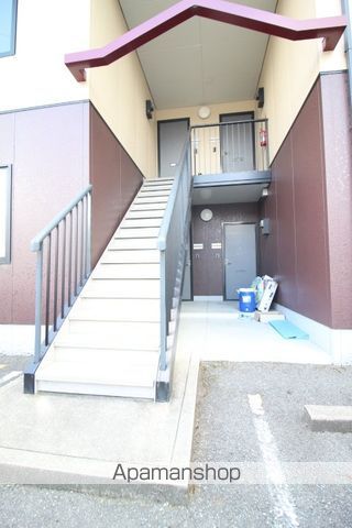 フレンド宮田 A棟の玄関写真