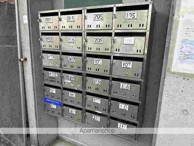 高知県高知市大津乙[1R/30m2]のエントランス
