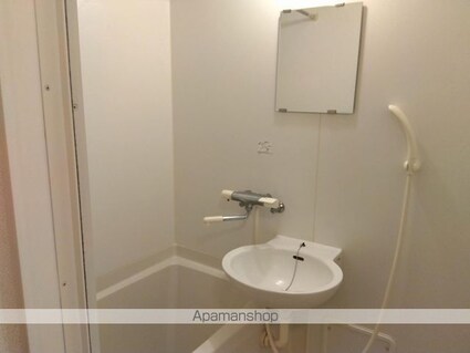 香川県丸亀市土器町東５丁目[1K/23.61m2]のバス