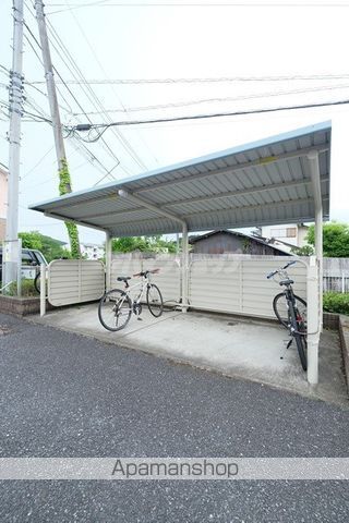グリーン クリスタルの玄関写真