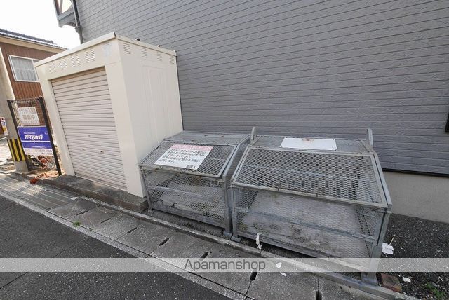 KMハイツV C棟の外観写真