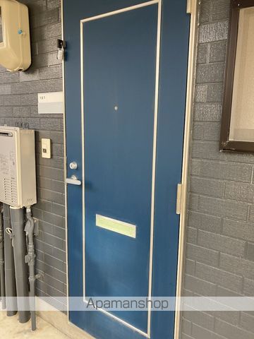 ハイムホープの玄関写真