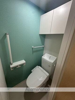 イースト　ワン　ピース[1LDK/41.53m2]のトイレ