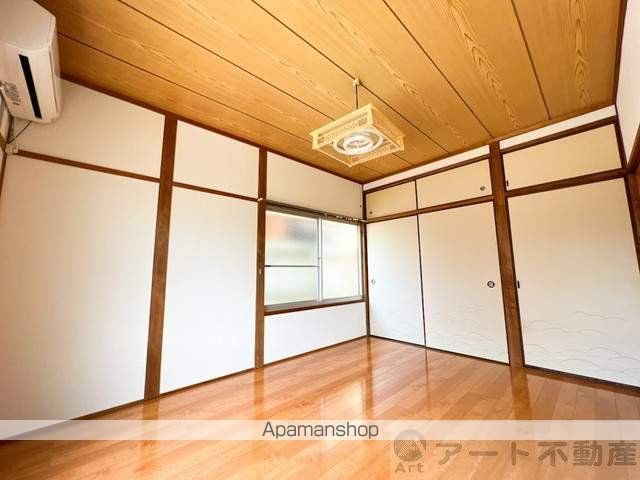 松山市 2階建 築37年の内装写真